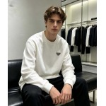 2026年10月26日入荷秋冬新作Prada長袖Tシャツ高級品超厳選★入手困難/誕生日プレゼント/LD工場