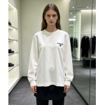 2026年10月26日入荷秋冬新作Prada長袖Tシャツ高級品超厳選★入手困難/誕生日プレゼント/LD工場