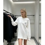 2026年10月26日入荷秋冬新作Prada長袖Tシャツ高級品超厳選★入手困難/誕生日プレゼント/LD工場