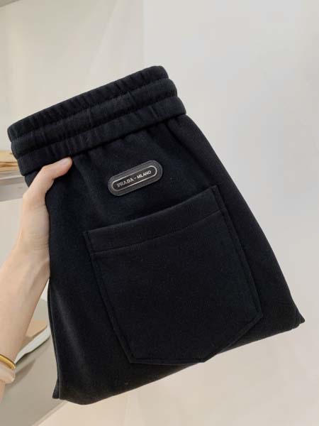 2026年10月27日入荷秋冬新作Pradaスラックス高級品...