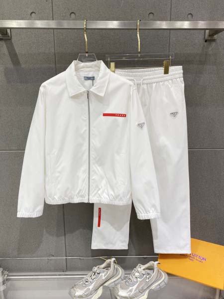2026年10月27日入荷秋冬新作Prada上下セット高級品...