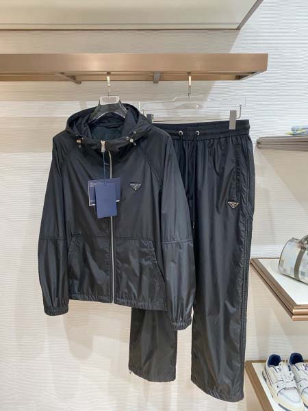 2026年10月27日入荷秋冬新作Prada上下セット高級品...